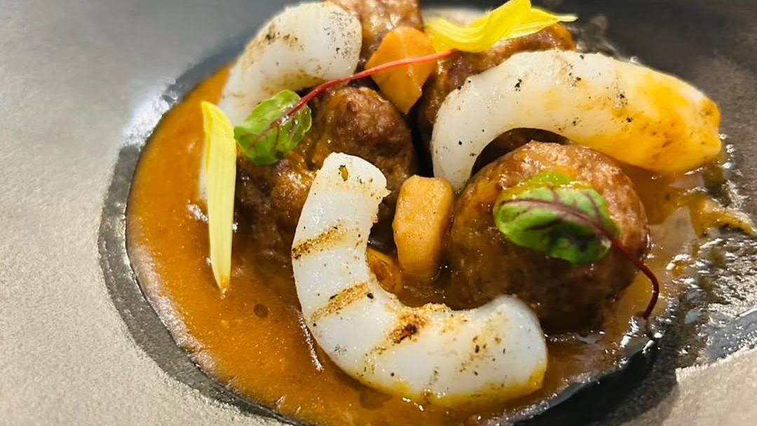 アオリイカと牛挽き肉のミートボール（アルボンディガス）の画像