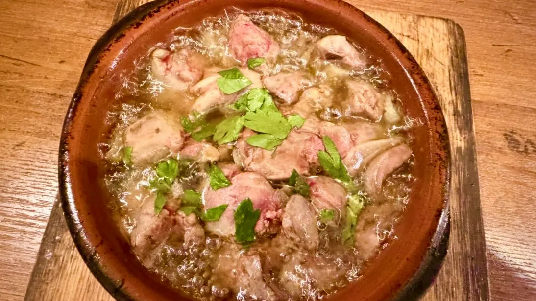 鶏レバーのアヒージョ
